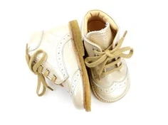 Angulus begyndersko buttermilk lak med snørebånd